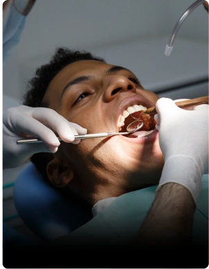 E
mergency Dentistry
Toothache always seems to happen at the worst possible time. If you've broken a tooth, lost a tooth or you're in pain, we'll do our best to see you as soon as possible and get you comfortable again.
Learn more